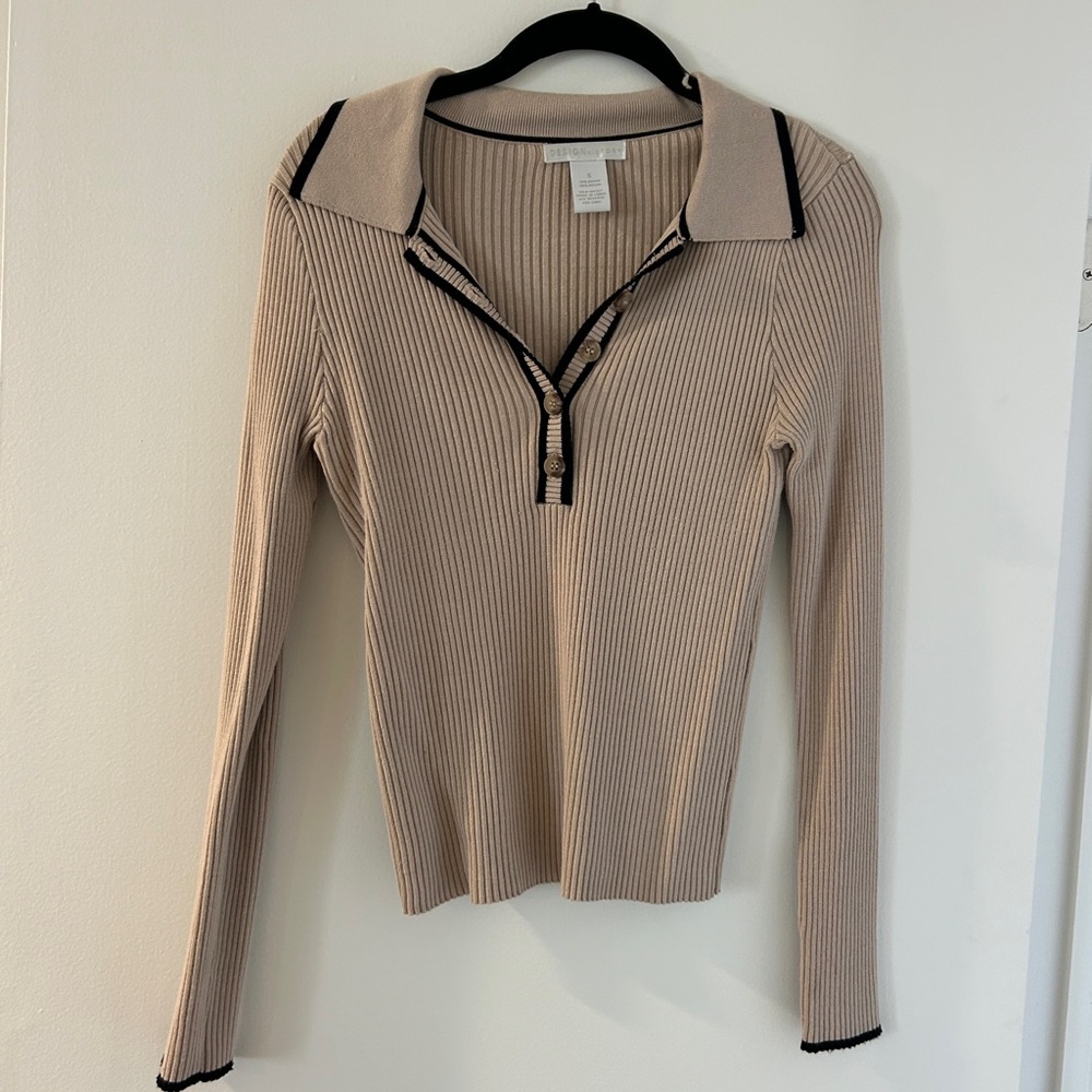 Design History Tan V-Neck Sweater